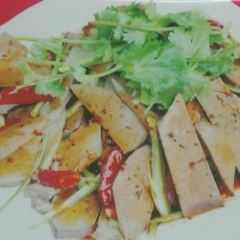 LU XI YANG ZA SUI User Photo