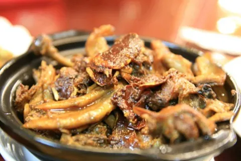 Niuniu Fujian Cuisine Seafood Restaurant (Xiamen University Branch)