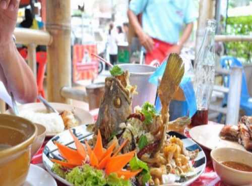 Decha Fried Chicken