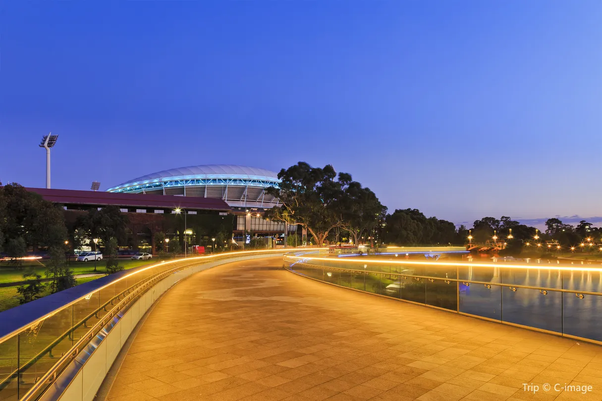 3_Adelaide Oval