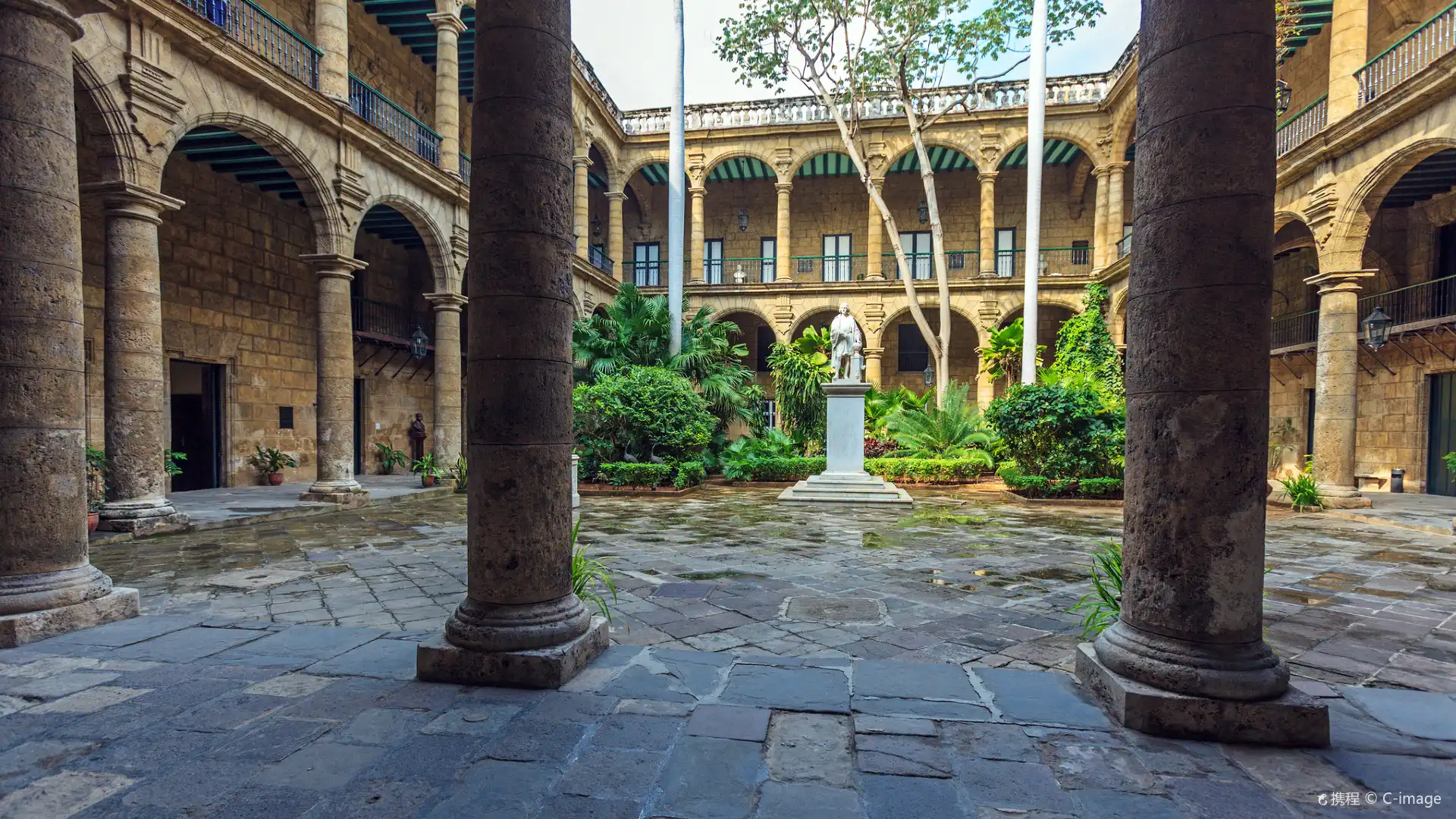 Hoteles cerca de Palacio de los Capitanes Generales Casa de gobierno