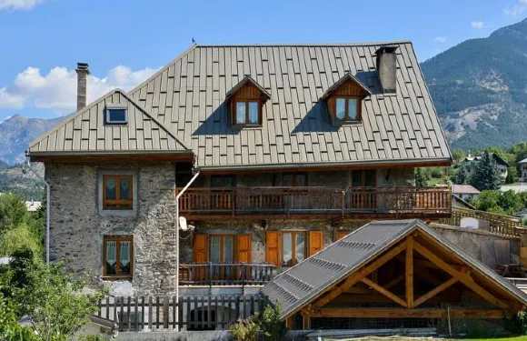 拉費姆德拉圖爾旅館