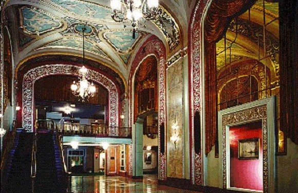 智選假日酒店及套房 揚斯敦西 - 奧斯丁鎮 IHG