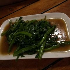 L. Maladee Restaurant User Photo