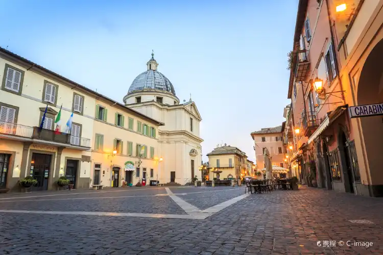 Hotel dekat Chiesa di San Tommaso da Villanova