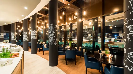 The Croft Dubai Restaurant & Terrace