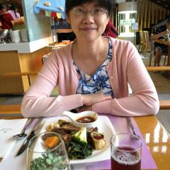 Laoyejiudianyuntianzizhucanting User Photo