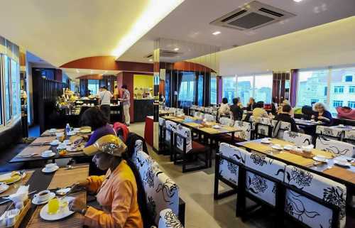 d'Lions Restaurant