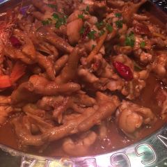 胖哥俩肉蟹煲(绿地正大乐城店) User Photo