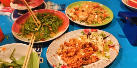 Thiw Soen Seafood Restaurant