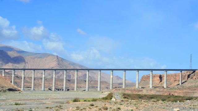 三岔河特大橋