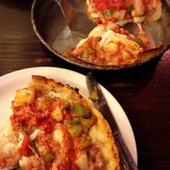 Lou Malnati's Pizzeria User Photo