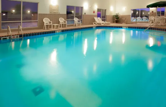 智選假日套房酒店帕克 - 礦泉井