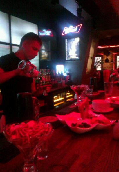 Ming Yue Xia Mian(xiaheludian)