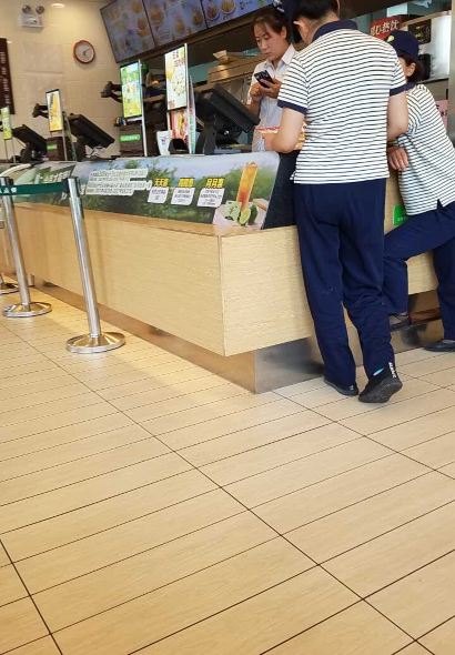 德克士(萨拉齐店)