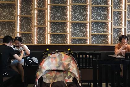 Axiang Rice Noodles (hainingyintai)