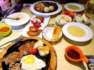 豪客來牛排（水頭君輝店）