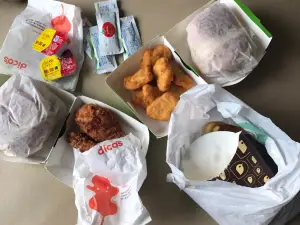 德克士(鳳城愛琴海店)