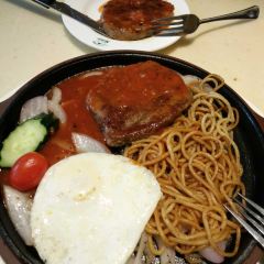Banqiushan Western Restaurant (wo'ermawushang) 여행 사진