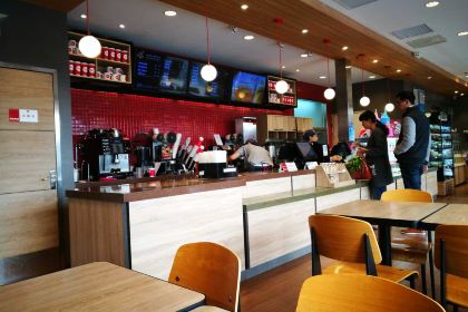 85度C(福州闽侯永辉店)