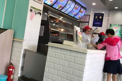 鲁道夫汉堡炸鸡(双河路店)