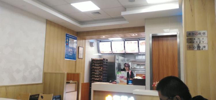 华莱士·全鸡汉堡(文山里店)