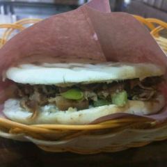 张全宇腊汁肉夹馍(新华店) User Photo