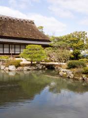 依水園 寧樂美術館