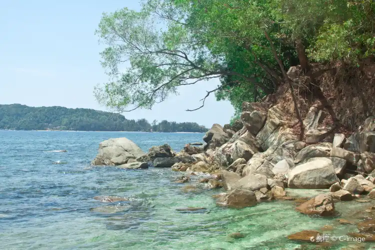 Các khách sạn gần Mamutik Island