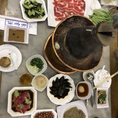 NIU JIE JU BAO YUAN User Photo