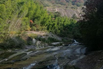 汪胡山顶人家