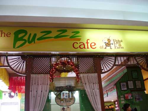 The Buzzz Cafe (Galleria Cebu)