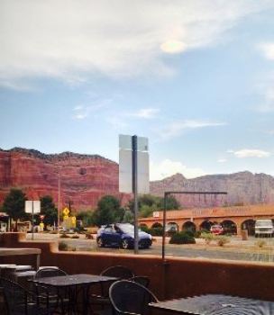 Famous Pizza & Beer - West Sedona