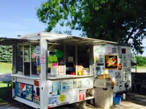 Lefty's Chicago Style Hot Dogs