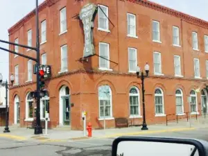 Palmer House Hotel and Restaurant