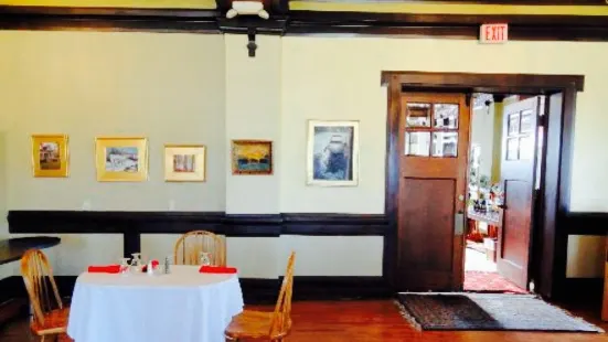 The Bistro at The Kewaunee Inn