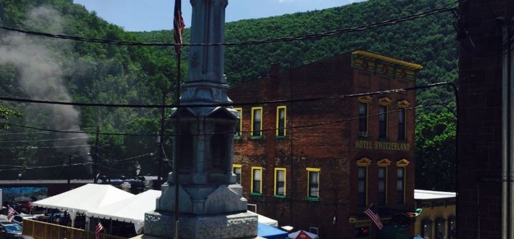 Molly Maguires Pub & Steakhouse