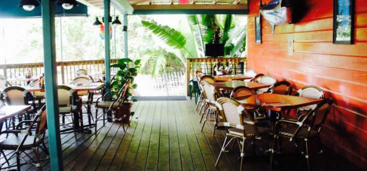 Fish Tails Bar and Grill