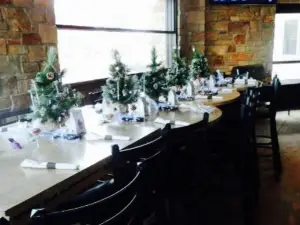 Anastasia's Restaurant, Sports Lounge & Banquets