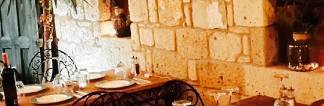 2 Kapi Restaurant & Lounge