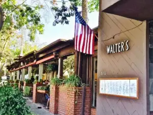 Walter's Restaurant, Bar and Lounge