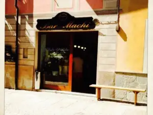 Bar Machi