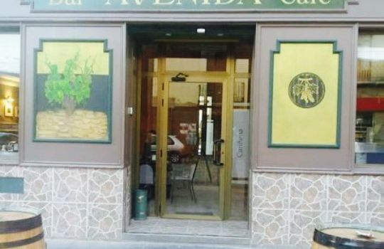Avenida bar cafe