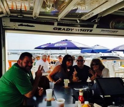 Dockers Waterfront Bar and Restaurant