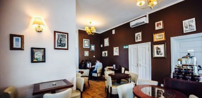 E. Wedel Chocolate Lounges Rogatka