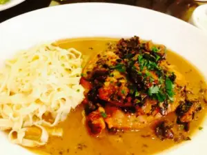 Lone Wolf | Restaurant and Lounge