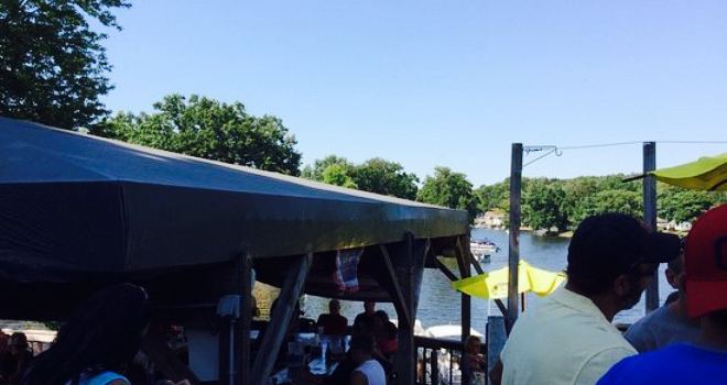 Upper Deck Bar & Grill