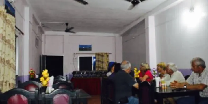 Mayadevi Guest House & Hot Kitchen