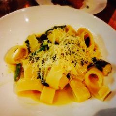 Julius Pizzeria User Photo