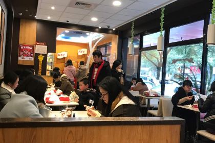 KFC (tonglufuchunjiang)